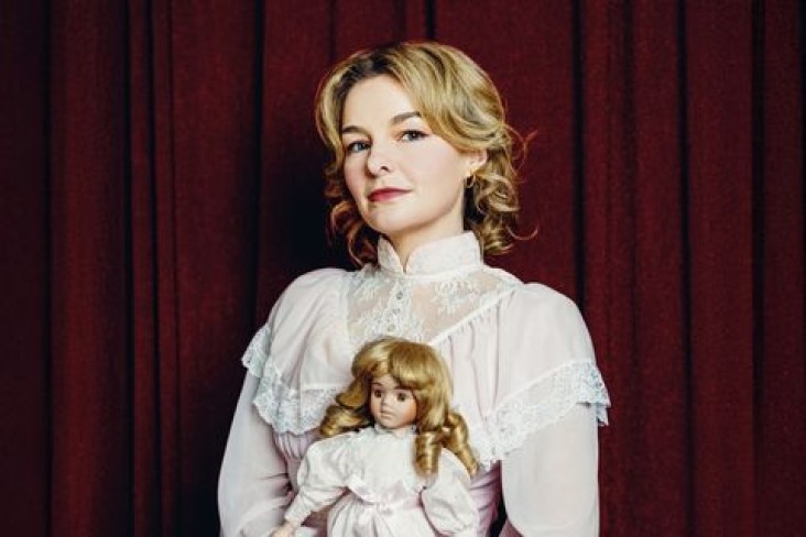 Abby Howells Mobile Banner