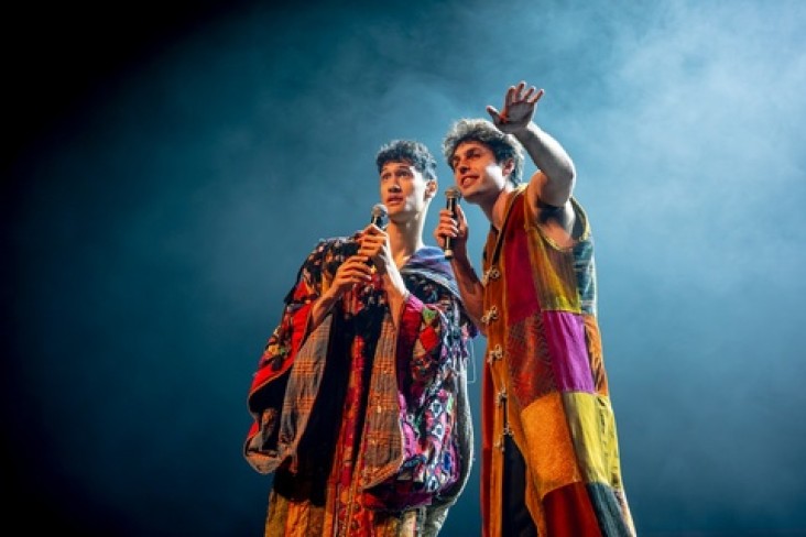 Joseph and the Amazing Technicolor Dreamcoat